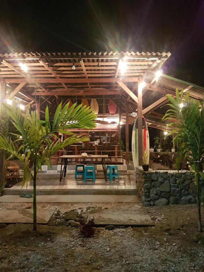 Amban Beach House Манокварі Екстер'єр фото